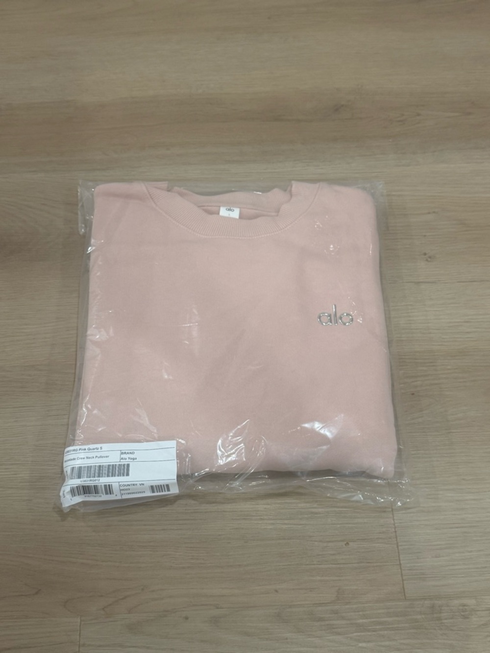 ALO Yoga Women Pink Quartz Crewneck Sweatshirt - Picture 7 of 9